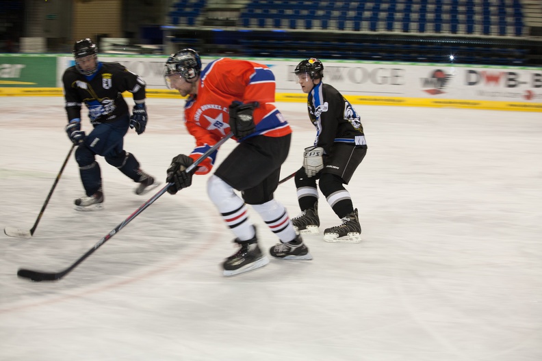 IceBusiness_vs_HoDev_20140220-200738_2672.jpg
